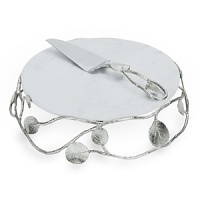 Great cake stand works for cake, pie and even reverses to be a terrific bread basket. An indispensable kitchen item you'll use again and again. Great cake stand works for cake, pie and even reverses to be a terrific bread basket. An indispensable kitchen item you'll use again and again.