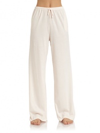 THE LOOKDrawstring elastic waistSide pocketsComfort fitTHE FITRise, 12Inseam, about 41 THE MATERIALPima cottonCARE & ORIGINMachine washImported THE LOOKDrawstring elastic waistSide pocketsComfort fitTHE FITRise, 12Inseam, about 41 THE MATERIALPima cottonCARE & ORIGINMachine washImported