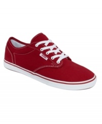 Skate inspiration: the Atwood low sneakers by Vans are a casual classic for your weekend wardrobe. Made in canvas with a lace-up closure, they're a sporty & stylish shoe made for kicking back and relaxing. Skate inspiration: the Atwood low sneakers by Vans are a casual classic for your weekend wardrobe. Made in canvas with a lace-up closure, they're a sporty & stylish shoe made for kicking back and relaxing.