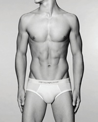 The collection offers a wide range of sleek styles with a soft finish for ultimate comfort. Modern, hip briefs with logo on waistband. No fly, contour pouch. The collection offers a wide range of sleek styles with a soft finish for ultimate comfort. Modern, hip briefs with logo on waistband. No fly, contour pouch.