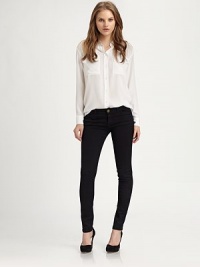 Perfectly cut for a sleek fit, these dark-wash skinnies have four-pocket styling and a convenient button closure. THE FITSkinny fitMedium rise, about 8Inseam, about 33THE DETAILSButton closureZip flyFive-pocket style98% cotton/2% elastaneHand washMade in USA of imported fabricModel shown is 5'10 (177cm) wearing US size 2. Perfectly cut for a sleek fit, these dark-wash skinnies have four-pocket styling and a convenient button closure. THE FITSkinny fitMedium rise, about 8Inseam, about 33THE DETAILSButton closureZip flyFive-pocket style98% cotton/2% elastaneHand washMade in USA of imported fabricModel shown is 5'10 (177cm) wearing US size 2.