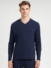Knitted from soft cotton with a hint of stretch, a sharp v-neck pullover exudes sporty sophistication in a streamlined, classic-fit silhouette.V-neck95% cotton/5% elastaneMachine washImported Knitted from soft cotton with a hint of stretch, a sharp v-neck pullover exudes sporty sophistication in a streamlined, classic-fit silhouette.V-neck95% cotton/5% elastaneMachine washImported
