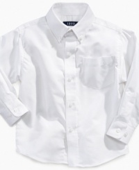 The basic look he needs to boost his formal style, this oxford shirt from Izod perfectly fills out his closet. The basic look he needs to boost his formal style, this oxford shirt from Izod perfectly fills out his closet.