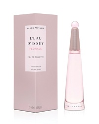 L'Eau d'Issey Florale, a new, elegant and modern fragrance. Composed of mandarin, lily, rose, musk and white wood, this new floral odyssey evokes femininity and delicateness. L'Eau d'Issey Florale, a new, elegant and modern fragrance. Composed of mandarin, lily, rose, musk and white wood, this new floral odyssey evokes femininity and delicateness.