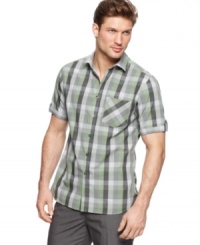 Relaxed doesn't need to be sloppy. Keep your silhouette a little bit more sleek with this fitted plaid shirt from Alfani. Relaxed doesn't need to be sloppy. Keep your silhouette a little bit more sleek with this fitted plaid shirt from Alfani.