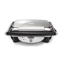 Ideal for making pressed sandwiches or other grilled foods, the De'Longhi Retro Grill features an embedded heating element that ensures even heating and a nonstick surface.