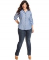 Pair all your fave tops with Hydraulic's straight leg plus size jeans, featuring a dark wash.