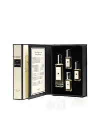 The Red Roses Fragrance Chronicle™ tells the story of an elegant and luxurious floral fragrance composed from seven of the world's most expensive varieties of rose. It's voluptuous character unfolds like the enticing scent from a bouquet of freshly cut flowers. With a twist of fragrant herbs teasing the senses and a fresh yet sensual sparkle, Red Roses lingers delicately on the skin. The Red Roses Fragrance Chronicle™ tells the story of an elegant and luxurious floral fragrance composed from seven of the world's most expensive varieties of rose. It's voluptuous character unfolds like the enticing scent from a bouquet of freshly cut flowers. With a twist of fragrant herbs teasing the senses and a fresh yet sensual sparkle, Red Roses lingers delicately on the skin.