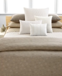 Calvin Klein offers a simple addition to the Samoa bedding collection with these pillowcases, featuring a solid brown hue and pure 300-thread count combed cotton percale. Calvin Klein offers a simple addition to the Samoa bedding collection with these pillowcases, featuring a solid brown hue and pure 300-thread count combed cotton percale.