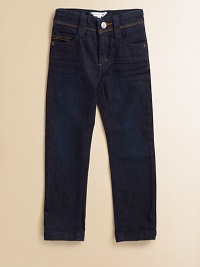 Classic jeans with a classy attitude, in a slim fit with little MJ touches.Waistband with inside adjustable tabs, button close and belt loopsZip flyFront scoop pockets and coin pocket with rivetsFront whiskeringBack patch pockets, one with contrast topstitchingLogo patch at back waistSlim fit99% cotton/1% elastaneMachine washImported Classic jeans with a classy attitude, in a slim fit with little MJ touches.Waistband with inside adjustable tabs, button close and belt loopsZip flyFront scoop pockets and coin pocket with rivetsFront whiskeringBack patch pockets, one with contrast topstitchingLogo patch at back waistSlim fit99% cotton/1% elastaneMachine washImported