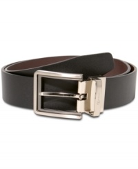 This Tumi T-Tech belt adds sleek sophistication to any outfit. This Tumi T-Tech belt adds sleek sophistication to any outfit.