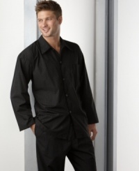 With room and comfort to spare, this cozy pajama pant will become an essential member of your wardrobe. Small plaid pattern all over. Elastic waistband with single button fly. Logo patch appliqué at center waistband. With room and comfort to spare, this cozy pajama pant will become an essential member of your wardrobe. Small plaid pattern all over. Elastic waistband with single button fly. Logo patch appliqué at center waistband.