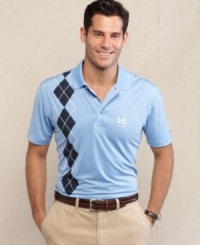 From the links to the lakehouse this polo shirt from Tommy Hilfiger exudes timeless summer style. From the links to the lakehouse this polo shirt from Tommy Hilfiger exudes timeless summer style.