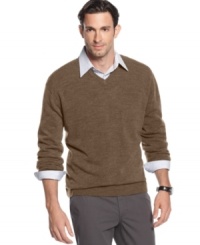 Pair this solid Oscar de la Renta sweater with stripes or any other pattern for a desk-to-dinner look that works. Pair this solid Oscar de la Renta sweater with stripes or any other pattern for a desk-to-dinner look that works.