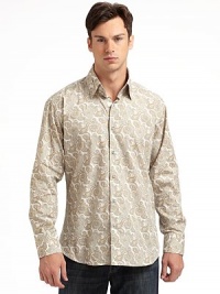 THE LOOKAllover paisley patternSpread collar with one button at backSignature square buttonsRibbon trim at cuffs and cuff placketContrast logo embroidery at back yokeTHE MATERIALCottonCARE & ORIGINMachine washImported THE LOOKAllover paisley patternSpread collar with one button at backSignature square buttonsRibbon trim at cuffs and cuff placketContrast logo embroidery at back yokeTHE MATERIALCottonCARE & ORIGINMachine washImported