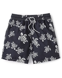 The turtle, a longtime symbol of wisdom and patience, and also a fellow traveler of both surf and turf, swims across these cool athletic trunks from Vilebrequin for a fun surfer vibe at the pool or beach. The turtle, a longtime symbol of wisdom and patience, and also a fellow traveler of both surf and turf, swims across these cool athletic trunks from Vilebrequin for a fun surfer vibe at the pool or beach.