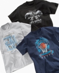 Make no mistake about it. Help him let everyone know just where he stands in the field with this graphic shirt from Champion. Make no mistake about it. Help him let everyone know just where he stands in the field with this graphic shirt from Champion.