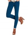 A cool update to a traditional blue wash, these Lucky Brand Jeans skinny jeans touch on the colored denim trend for a fashion-forward fall look!