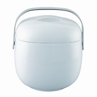 Rosenthal products are designed by artists devoted to creating unique designs that embody the aesthetics of today but will endure for infinite tomorrows. Simple yet sophisticated shapes give this elegant white china a contemporary look. Designed for compatibility, this pattern coordinates with Suomi Rangoon. Rosenthal products are designed by artists devoted to creating unique designs that embody the aesthetics of today but will endure for infinite tomorrows. Simple yet sophisticated shapes give this elegant white china a contemporary look. Designed for compatibility, this pattern coordinates with Suomi Rangoon.