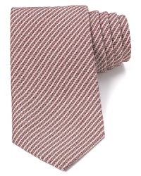Demonstrate your sartorial wisdom with a classic tie featuring simple stripes from Armani Collezioni. Demonstrate your sartorial wisdom with a classic tie featuring simple stripes from Armani Collezioni.