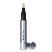 Trish McEvoy Correct & Brighten Highlighter - Shade 2 (0.12oz) 3.8ml Trish McEvoy Correct & Brighten Highlighter - Shade 2 (0.12oz) 3.8ml