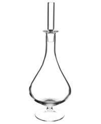 A work of art, this Vinobile wine decanter from Villeroy & Boch makes a statement in fine crystal with a long stopper and dramatic curves that accentuate pinot noir. A work of art, this Vinobile wine decanter from Villeroy & Boch makes a statement in fine crystal with a long stopper and dramatic curves that accentuate pinot noir.