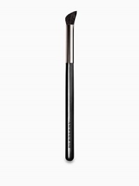 Burberry Eye Brush No.11 is a wide contour brush made from ultrasoft goat hair. It is used for the outer corners of the lid to add depth and enhance the eyes. Used by Burberry Beauty makeup artists to create a contoured eye shape. 