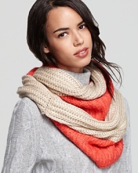 Wrap up in the sumptuous warmth of Aqua's chunky, ribbed loop scarf with colorblocking.