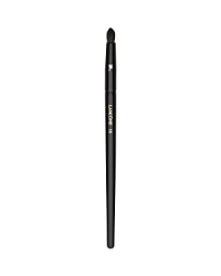 The ideal partner to Lancôme eye shadows. Designed with fine and densely packed fibers, this brush softens shadow and liner application around the lash line. Shadow and liner are different at the base of the lash line, creating a soft, smoky effect. A highlight effect is achieved by applying shimmer to inner corner or under the brow with the tip of the brush. The ideal partner to Lancôme eye shadows. Designed with fine and densely packed fibers, this brush softens shadow and liner application around the lash line. Shadow and liner are different at the base of the lash line, creating a soft, smoky effect. A highlight effect is achieved by applying shimmer to inner corner or under the brow with the tip of the brush.
