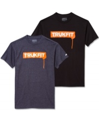 Always go with an icon. This Trukfit logo t-shirt gives your casual outfits a classic look. Always go with an icon. This Trukfit logo t-shirt gives your casual outfits a classic look.