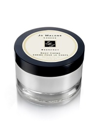 Instantly awakening the senses, Grapefruit is a lively, uplifting citrus with a spicy heart. Grapefruit and tangerine are combined with vetiver and rosemary to create this outspoken citrus scent. Grapefruit Body Crème, an exquisite combination of texture and scent, is the utmost indulgence. It keeps skin soft and pampered every day. Instantly awakening the senses, Grapefruit is a lively, uplifting citrus with a spicy heart. Grapefruit and tangerine are combined with vetiver and rosemary to create this outspoken citrus scent. Grapefruit Body Crème, an exquisite combination of texture and scent, is the utmost indulgence. It keeps skin soft and pampered every day.