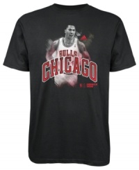 Pay homage to your favorite point guard Derrick Rose of the Chicago Bulls in this tee by adidas. Pay homage to your favorite point guard Derrick Rose of the Chicago Bulls in this tee by adidas.
