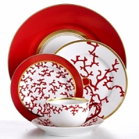 An Alberto Pinto creation for Raynaud, with every piece carefully studied, each one bearing its own story. Cristobal is a vibrant coral pattern rich in elegance. An Alberto Pinto creation for Raynaud, with every piece carefully studied, each one bearing its own story. Cristobal is a vibrant coral pattern rich in elegance.