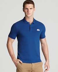 A modern essential for every man, with an enlarged croc logo on the left chest for extra flair and an ultra slim fit to flatter your build. A modern essential for every man, with an enlarged croc logo on the left chest for extra flair and an ultra slim fit to flatter your build.