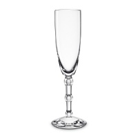 Designed by Mathias, the Clair de Lune collection fuses classic nobility with modern influence. Each element offers uncommon brilliance with round, fluted legs and sparkling shapes for a superior collection of stemware.