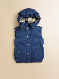 A luxurious yet durable blend of cotton and silk with cozy down fill is a great-looking layer over a sweater or hoodie, and adds extra warmth under a jacket on those super-cold days.Zip-off hoodStand collarFront zipper under snap placketAngled snap flap pocketsElasticized hemCheck liningDown fillCotton/silkMachine washImportedPlease note: Number of snaps may vary depending on size ordered. A luxurious yet durable blend of cotton and silk with cozy down fill is a great-looking layer over a sweater or hoodie, and adds extra warmth under a jacket on those super-cold days.Zip-off hoodStand collarFront zipper under snap placketAngled snap flap pocketsElasticized hemCheck liningDown fillCotton/silkMachine washImportedPlease note: Number of snaps may vary depending on size ordered.
