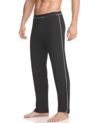 No need to count sheep when you're sleeping in these ultra-soft and supremely comfortable micro modal pants from Calvin Klein.