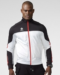 Contemporary design meets casual comfort in this performance-driven jacket with eye-catching details. Contemporary design meets casual comfort in this performance-driven jacket with eye-catching details.