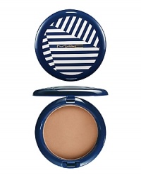 Combining comfort, flawless sheer-low transparent coverage and long wear, this is bronze with a fully dimensional yet natural finish. Comes in a nautical blue and white striped compact. Limited edition. Combining comfort, flawless sheer-low transparent coverage and long wear, this is bronze with a fully dimensional yet natural finish. Comes in a nautical blue and white striped compact. Limited edition.