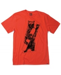 A bear with snowboard decorate the front of this cozy Quiksilver tee. A bear with snowboard decorate the front of this cozy Quiksilver tee.