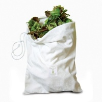 Silvermark Microfiber salad bag. A practical storage solution for your freshly washed produce. Simply place washed produce in the bag and refrigerate. The microfiber material absorbs excess water while protecting the contents from the ambient environment of the refrigerator. Lettuce will remain crisp and fresh for days after washing and be ready to eat when you are.