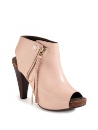 THE LOOKOpen toe Cutout heel cap Exposed zipper with long leather pull and snap Slingback Cork platformTHE FITStacked heel 3½ (90mm) Cork platform, ¼ (5mm) Compares to a 3¼ heel (80mm)THE MATERIALLeather lining and sole Padded insoleORIGINImported THE LOOKOpen toe Cutout heel cap Exposed zipper with long leather pull and snap Slingback Cork platformTHE FITStacked heel 3½ (90mm) Cork platform, ¼ (5mm) Compares to a 3¼ heel (80mm)THE MATERIALLeather lining and sole Padded insoleORIGINImported
