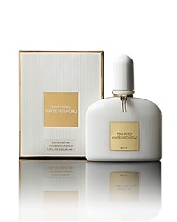 With its sensuous core of patchouli, Tom Ford White Patchouli perfectly captures the myth of a generation. Surrounded by sleek wood notes, tempered by elegant white flowers, this modern fragrance with retro-classic influences is a sophisticated interpretation of bohemian chic. With its sensuous core of patchouli, Tom Ford White Patchouli perfectly captures the myth of a generation. Surrounded by sleek wood notes, tempered by elegant white flowers, this modern fragrance with retro-classic influences is a sophisticated interpretation of bohemian chic.