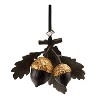 The Christmas Ornament Collection takes its inspiration from the imagery that floats around classic storytelling. Whether the objects are seen individually or as a whole, they evoke a sense of charm and fantasy. Drawing profoundly from Aram's background as a sculptor, each piece emerges from hand-sculpted clay and offers a childlike quality with an inherent depth of meaning. The Christmas Ornament Collection takes its inspiration from the imagery that floats around classic storytelling. Whether the objects are seen individually or as a whole, they evoke a sense of charm and fantasy. Drawing profoundly from Aram's background as a sculptor, each piece emerges from hand-sculpted clay and offers a childlike quality with an inherent depth of meaning.