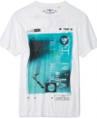 Short sleeve crew neck t-shirt with graphic print on front and back by Guess Jeans always goes great with dark or washed jeans. Short sleeve crew neck t-shirt with graphic print on front and back by Guess Jeans always goes great with dark or washed jeans.