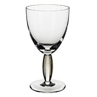 New Cottage stemware is a transitional design and now available in Amber. Perfectly suited for modern or traditional settings. Composed of lead free crystal, this collection is dishwasher safe.