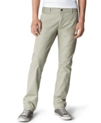 Get skinny without the gym. Modern skinny leg trousers from Levi's make your everyday outfit options endless. Get skinny without the gym. Modern skinny leg trousers from Levi's make your everyday outfit options endless.
