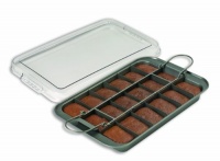 Chicago Metallic Non-Stick Slice Solutions Brownie Pan with Lid, 13 by 9 by 1-1/2-Inch