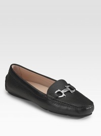 Pebbled leather made in Italy with the classic horsebit logo at the vamp.Leather lining and sole Padded insole Made in ItalyOUR FIT MODEL RECOMMENDS ordering true size. Pebbled leather made in Italy with the classic horsebit logo at the vamp.Leather lining and sole Padded insole Made in ItalyOUR FIT MODEL RECOMMENDS ordering true size.