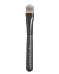 Le Metier de Beaute Large Concealer Brush Le Metier de Beaute Large Concealer Brush